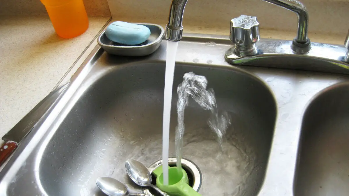 kitchen clean disinfect countertops sink